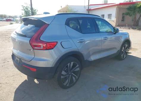 2023 Volvo Xc40 B5 Ultimate Dark Theme из США, поврежденный, VIN YV4L12UX5P2104377